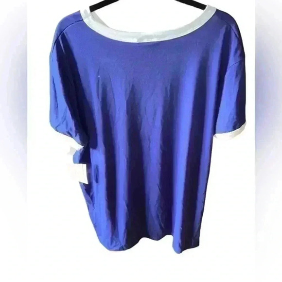 Lularoe 3XL blue graphic T-shirt. “Looking Sharp”‎ NWT . Mint trim . - Picture 2 of 4